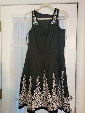 WMBM Black Floral Embroidered Fit & Flare Dress